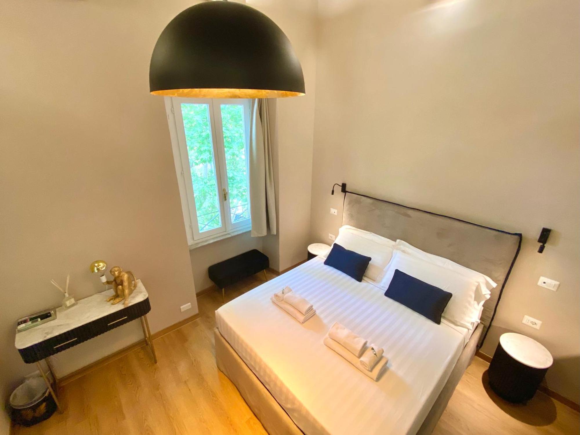 Queen Of Rome Luxury Rooms Exterior foto