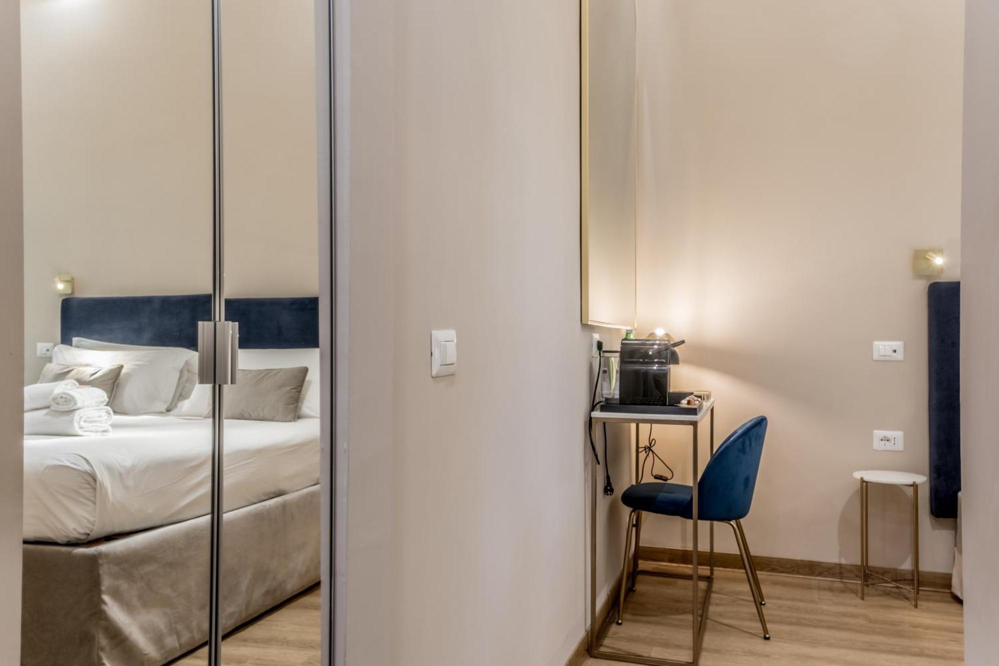 Queen Of Rome Luxury Rooms Exterior foto