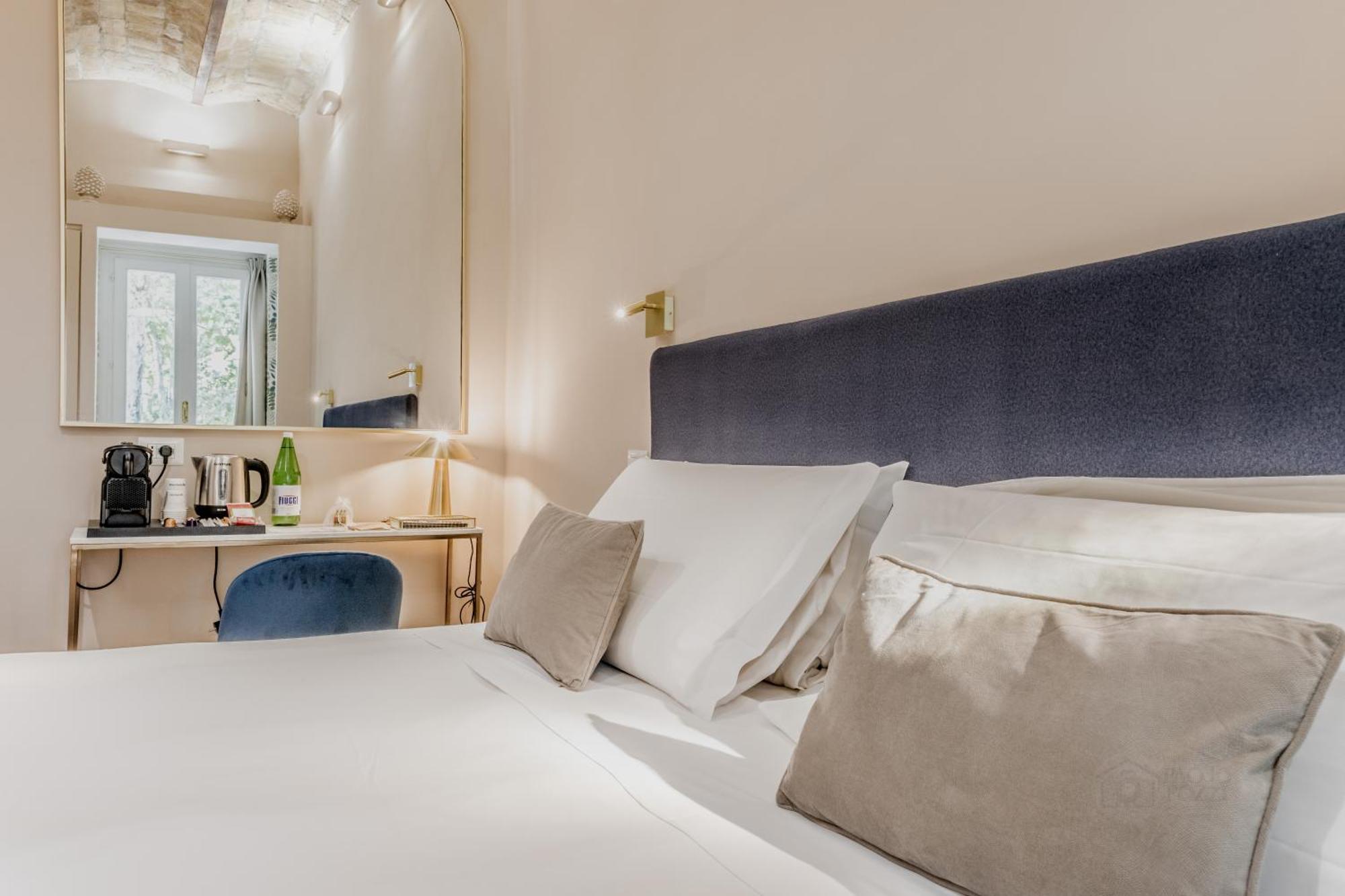 Queen Of Rome Luxury Rooms Exterior foto